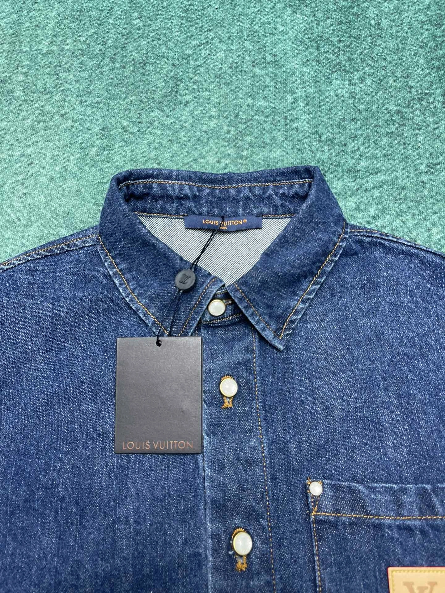 wg.luxury-- 8V oversized item:E-F443C1124